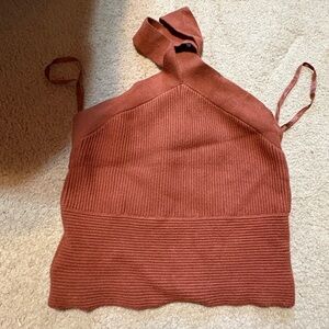 A&F KNIT CROSS TOP